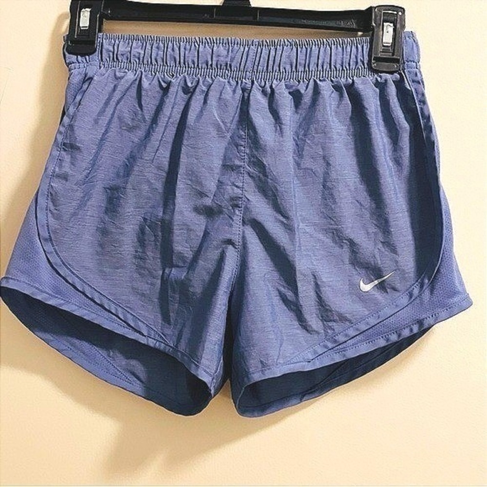 Nike Dri-Fit Women's XS Lavender Performance Work Out‎ Running Shorts
